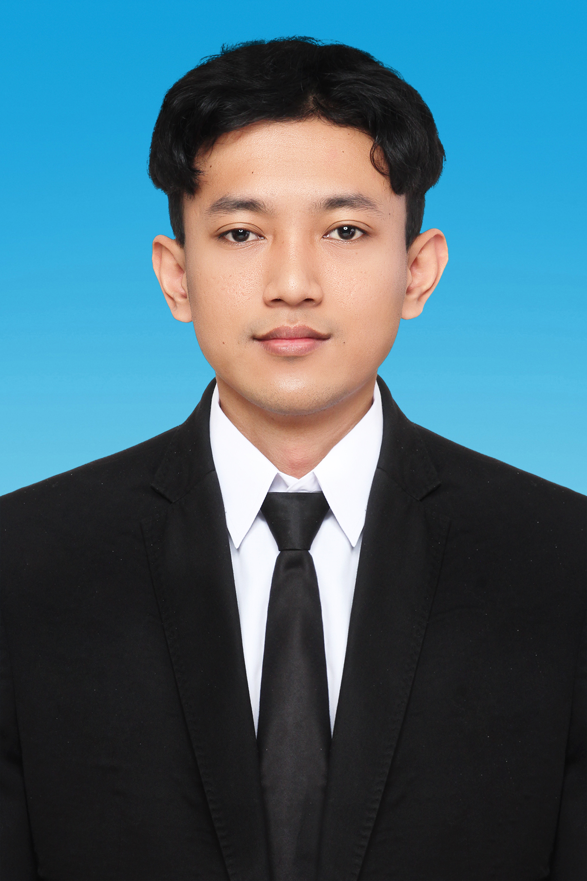 Formal portrait of Muhammad Yusril Islam